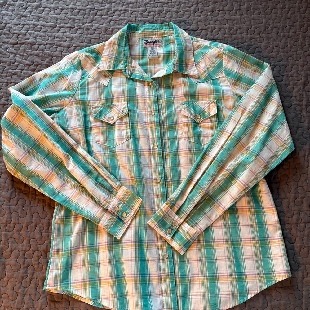 Wrangler Women’s  Plaid Shirt, pearl snap buttons in Mint Green, Pink and Yellow